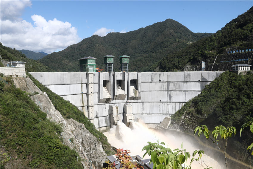 航拍引漢濟(jì)渭三河口水利樞紐。劉正根攝